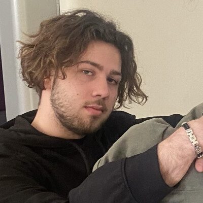 Levente zoekt een Kamer in Enschede