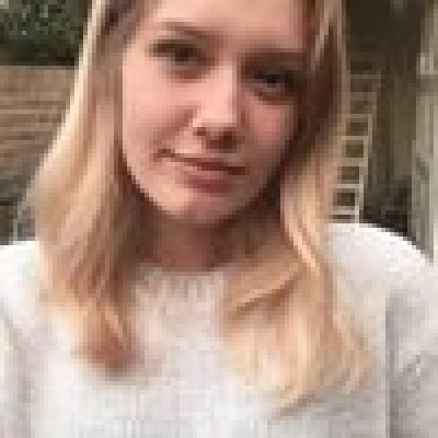 Nina  is looking for a Room in Enschede