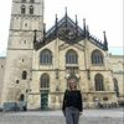 Ilse  zoekt een Appartement / Huurwoning / Studio in Enschede