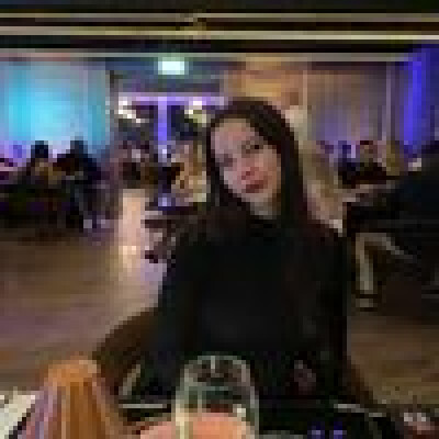 Fanny  zoekt een Appartement / Huurwoning / Studio in Enschede