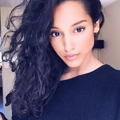 Charmaine  zoekt een Appartement / Huurwoning / Studio in Enschede